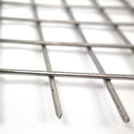 环冀丝网 镀锌改拔丝 优质不锈钢电焊网钢丝网 养殖防护