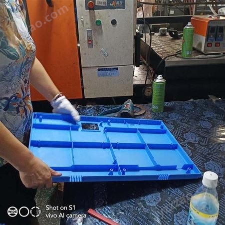 上海一东塑料制品 办 公桌椅配件订制办公设施塑料件开模设计制造生产供应