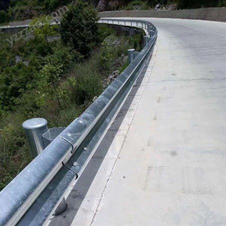 山西波形护栏 高速公路波形护栏板 厂家批发价格 质量保证