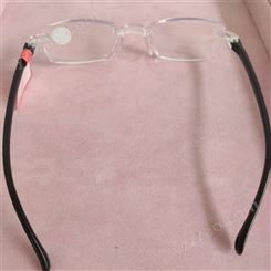 厂家出售 绿色 眼镜 方便携带 眼镜价格 品种繁多